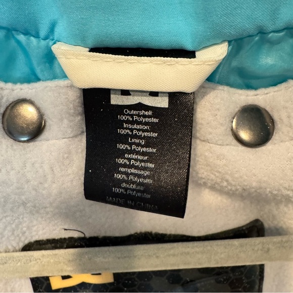 DC Women's Ski & Snow Jacket - Red, White, and Blue - Picture 5 of 5